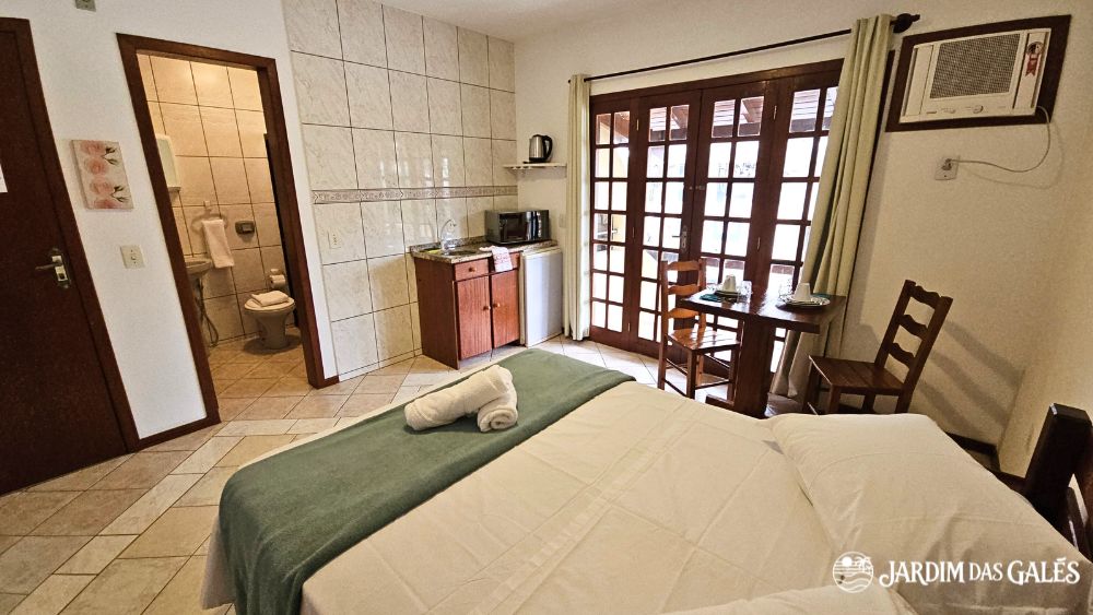 Suite com Varanda Horizontais (20)