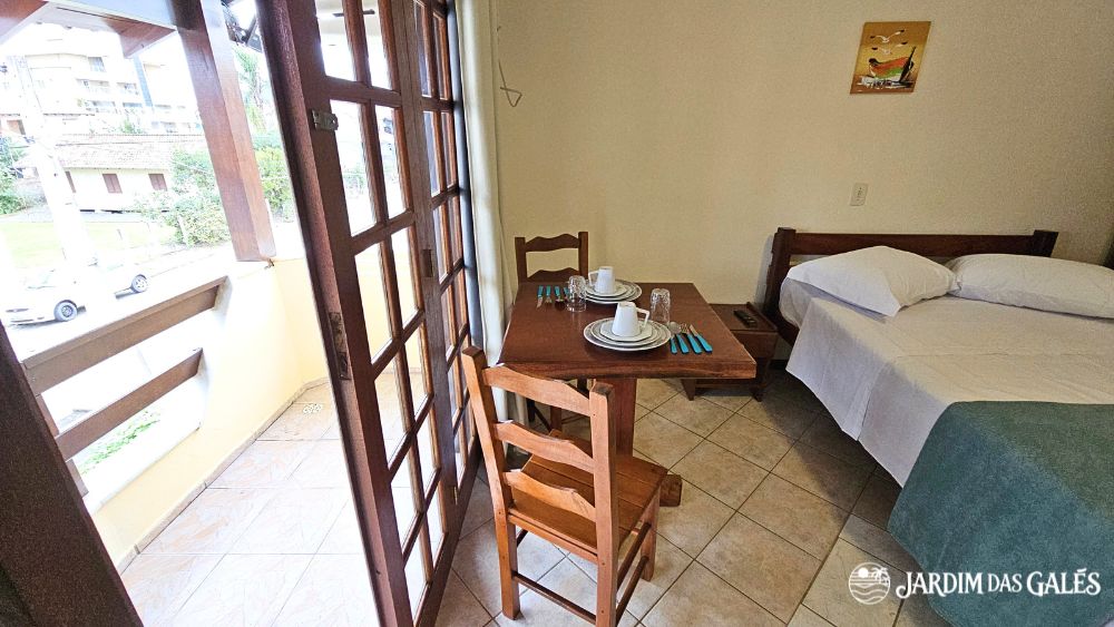 Suite com Varanda Horizontais (21)