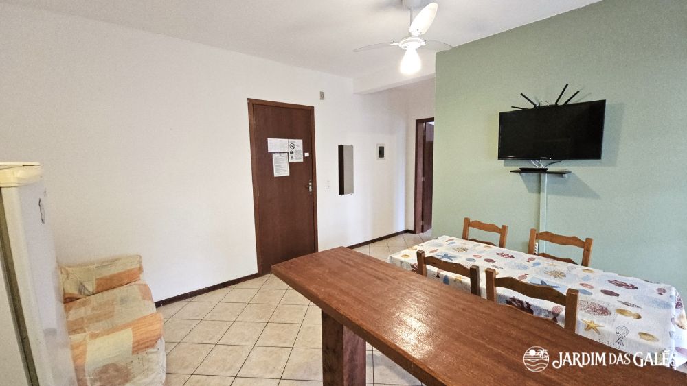 Superior de 1 quarto com varanda horizontal (10)