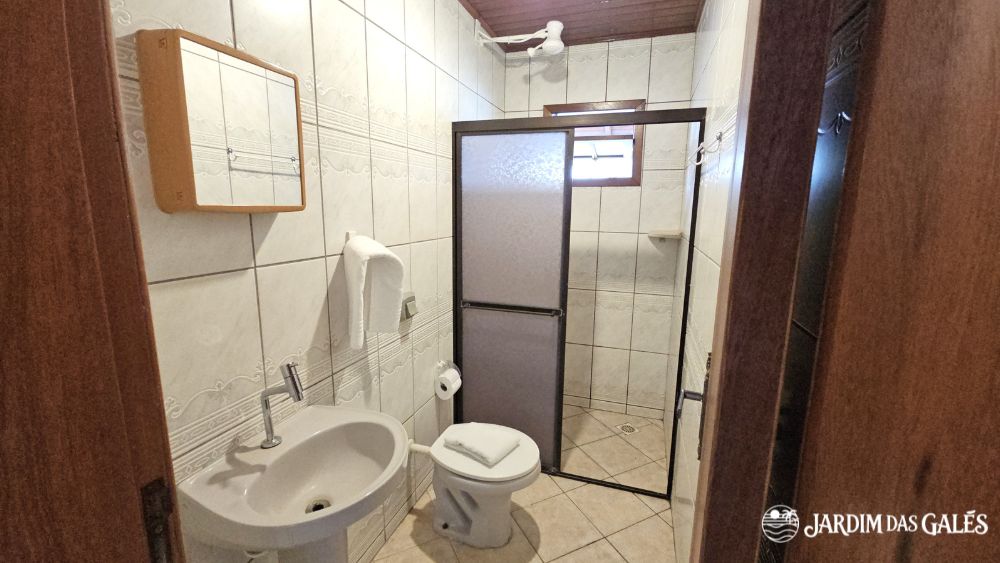 Superior de 1 quarto com varanda horizontal (12)